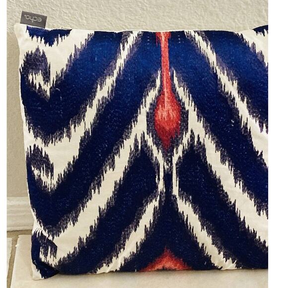 ECHO Designs Blue White Red Pillow w/ Insert 15" Square RARE Zip closure Abstrac - Picture 1 of 12